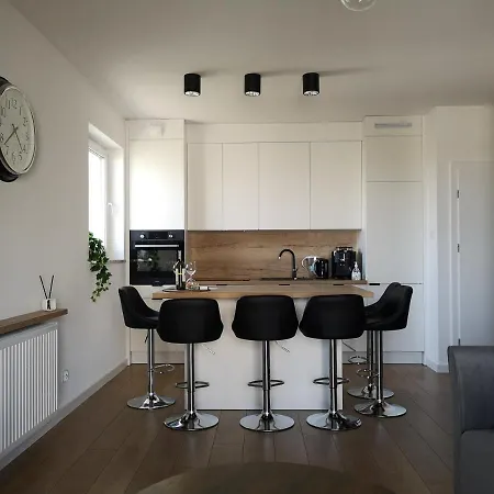 48 Letnica Apartment *